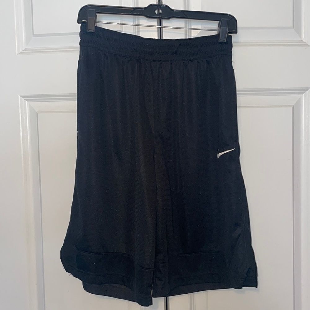 Nike dryfit basketball shorts 